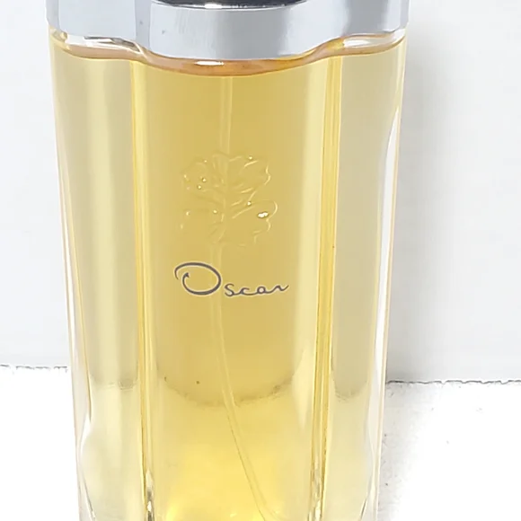 Oscar by Oscar de la Renta Eau de Toilette Natural Spray 3.4 oz Perfume Women's - Picture 2 of 8